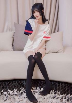 与君初相识